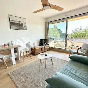  Appartement T2 Refait A Neuf A 2 Pas Du Bourg Et Des Plages